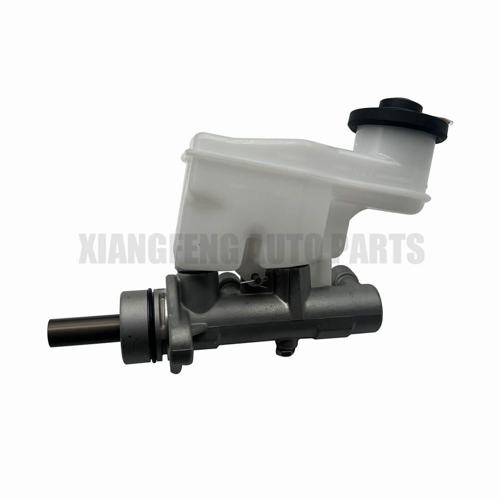 47201-52030 Hot Sale Car Parts Brake Master Cylinder for Toyota Yaris