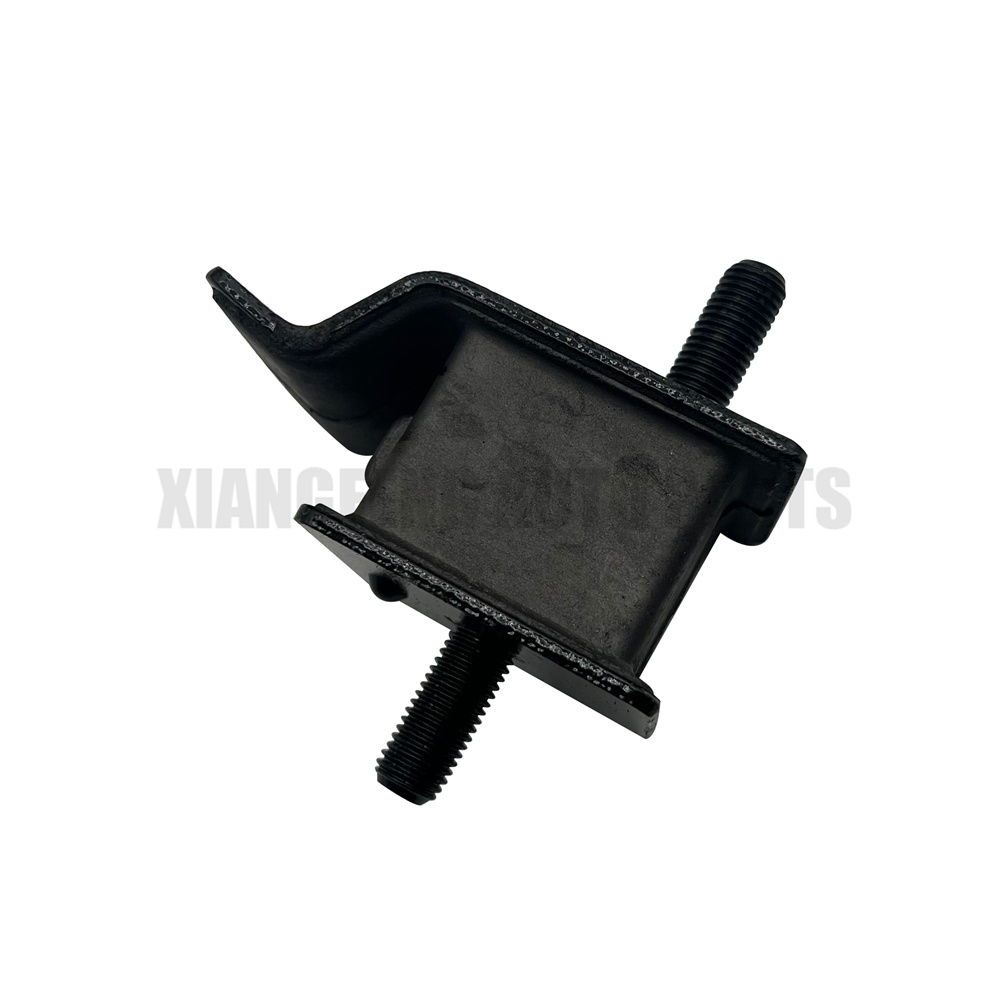 8-94111903-0 Car Parts Cushion Rubber Engine Mount for Isuzu 4HF1