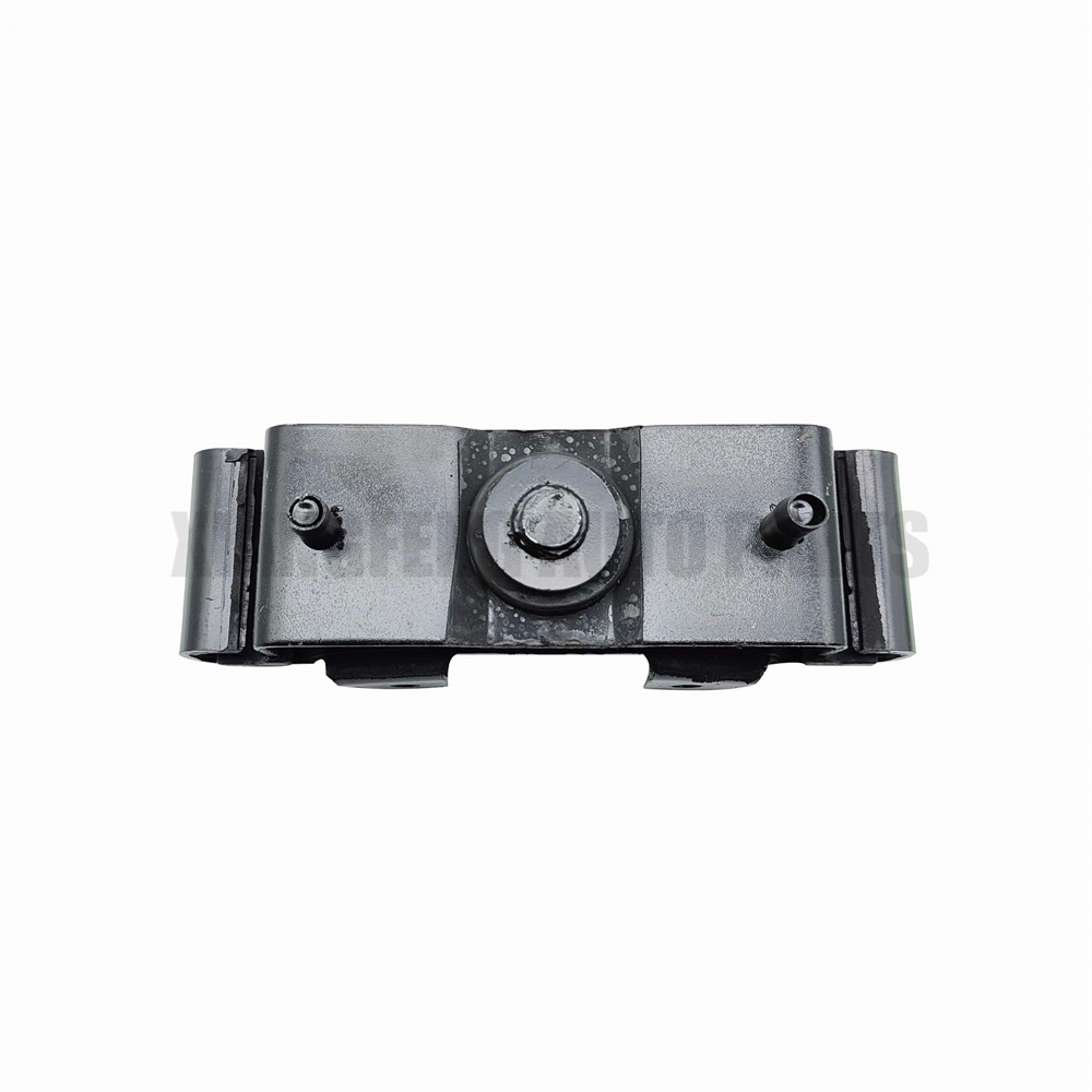 MR992717 Crossmember Engine Mounting Cushion Engine Mount for Mitsubishi L200
