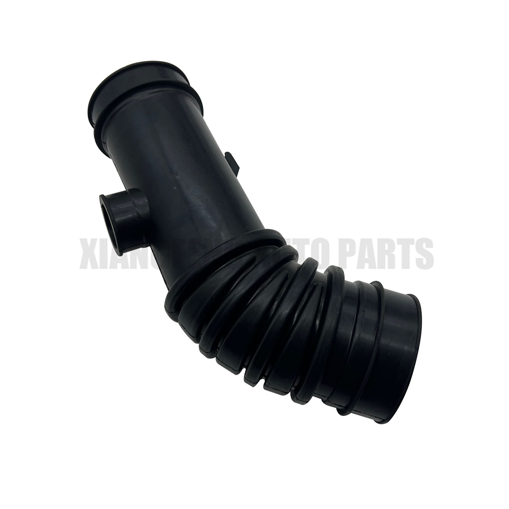 17881-15180 Engine Parts Air Flow Tube Air Intake Hose for Toyota Corolla