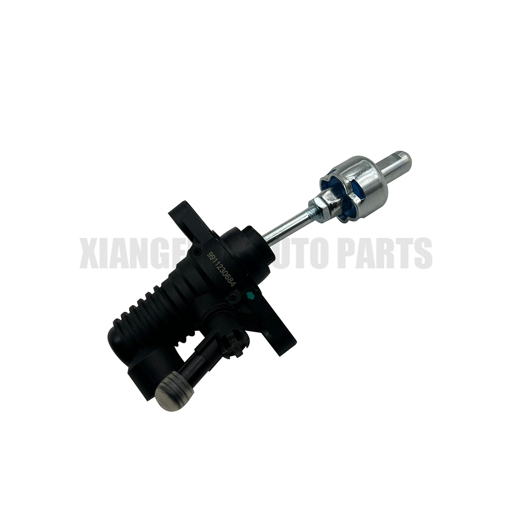 31420-26201 Hot Sale Clutch Master Cylinder for Toyota Hiace KDH20 2013-2016