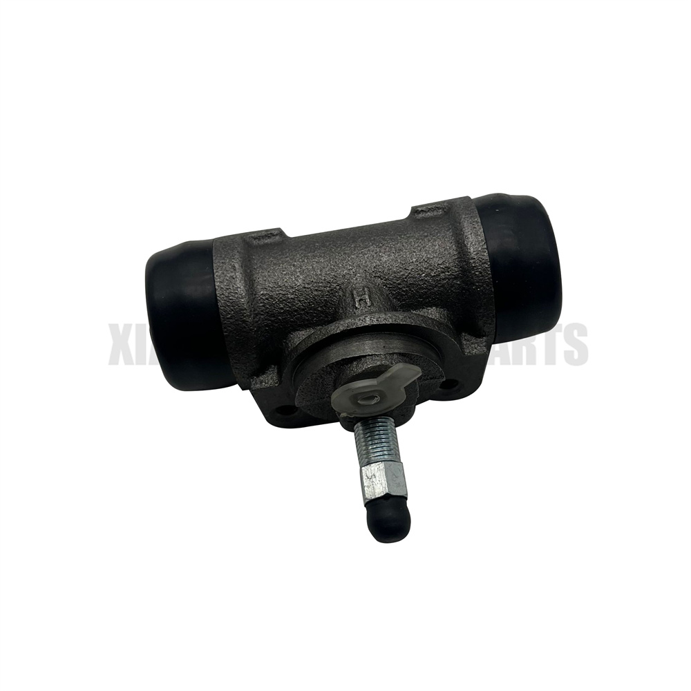 47550-26140 Hot Selling Auto Parts Brake Wheel Cylinder for Toyota Hiace